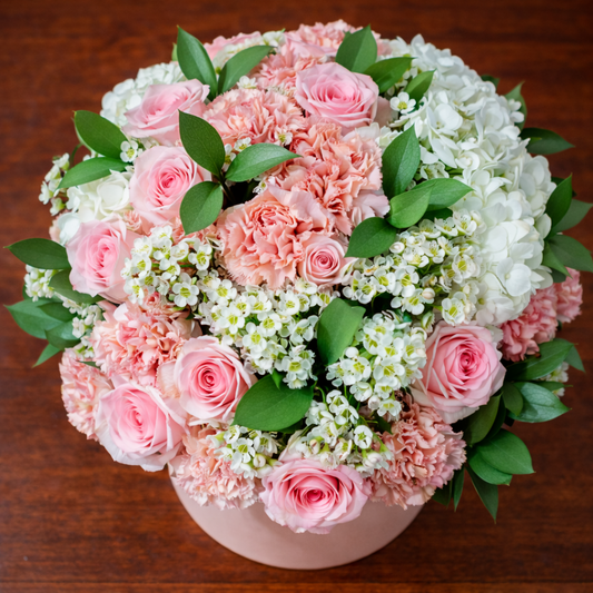 Elegant flower box gift in Toronto