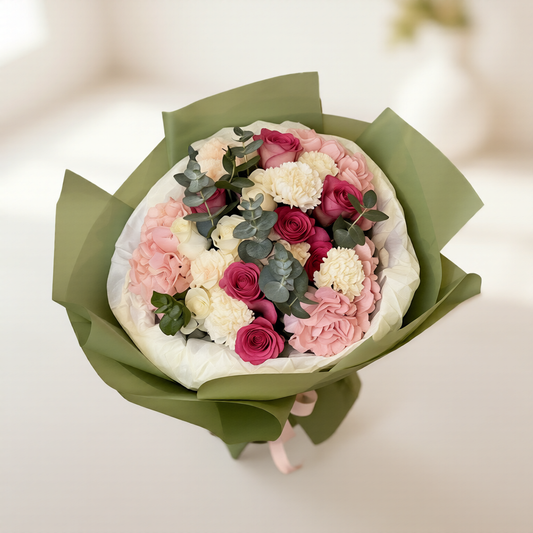 elegant-blush-ivory-arrangement