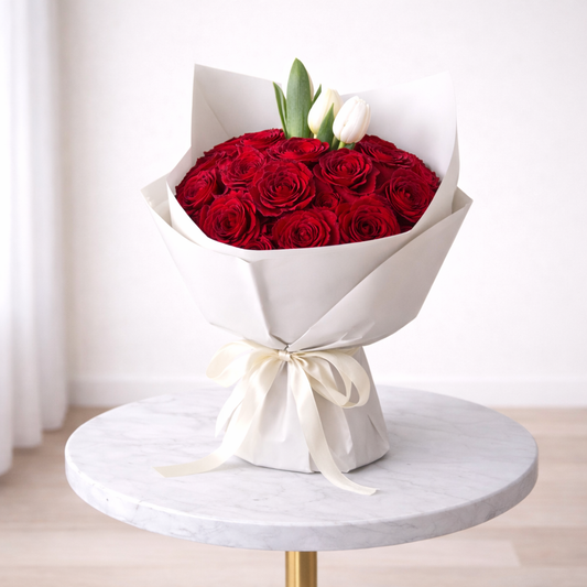 premium red rose bouquet delivery Toronto luxury floral arrangement